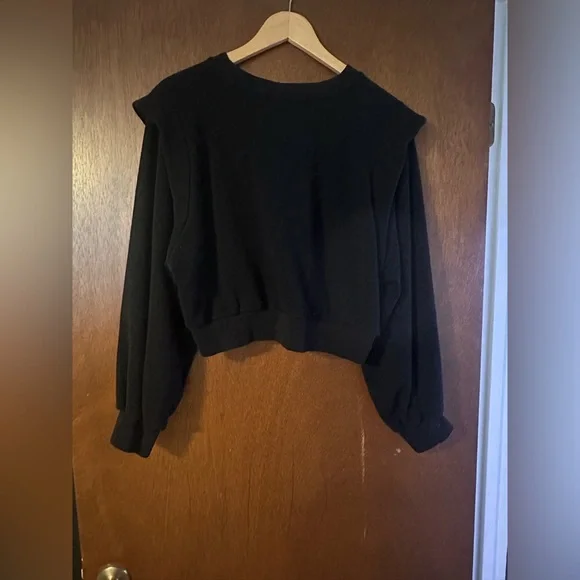 FARM RIO Warm Welcome Cropped Sweatshirt - Picture 2 of 3